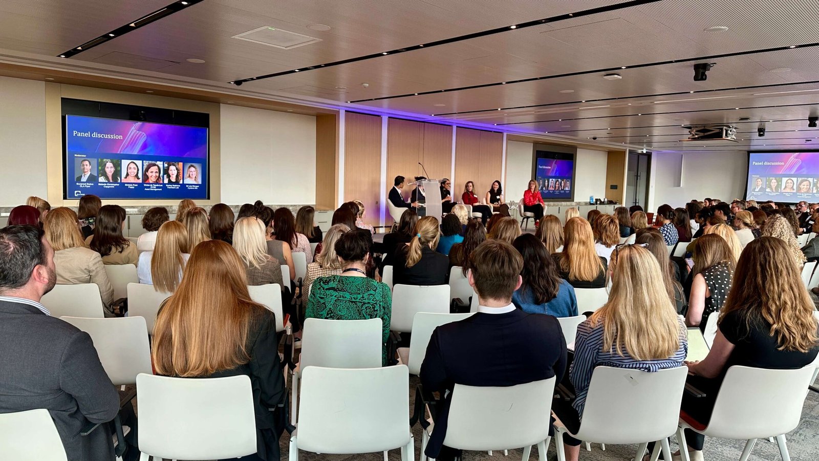 Women’s Health Speaker at a professional healthcare event at DLA Piper London.